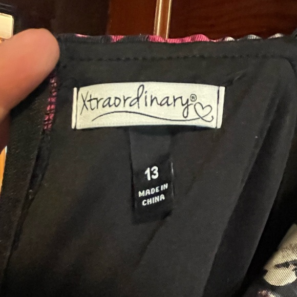 Formal dress - Picture 2 of 3